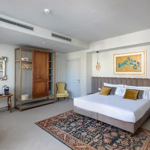 Paradiso Hotel